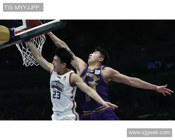 邹雨宸：从篮球新星到职业生涯的辉煌蜕变与未来展望